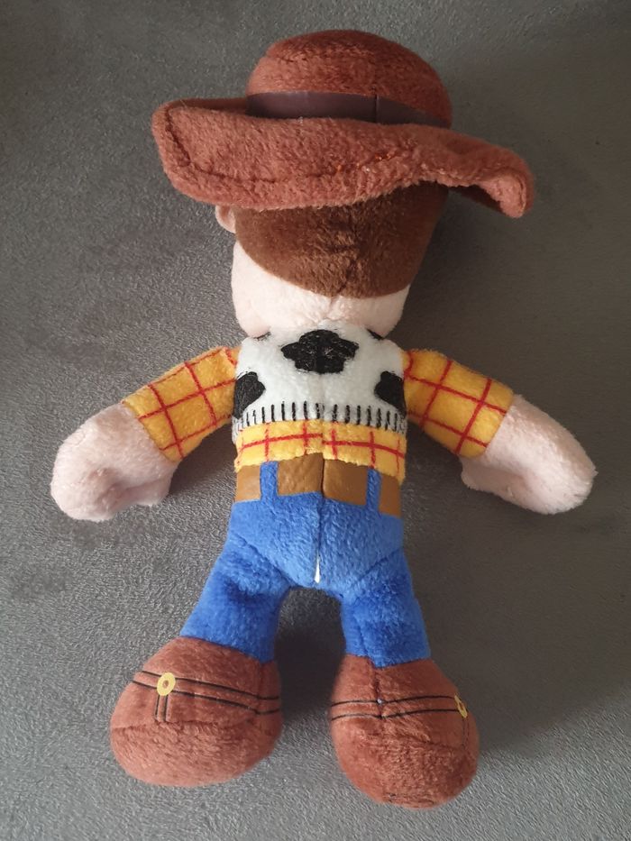 Doudou peluche – Shérif Woody – Toy Story - photo numéro 2