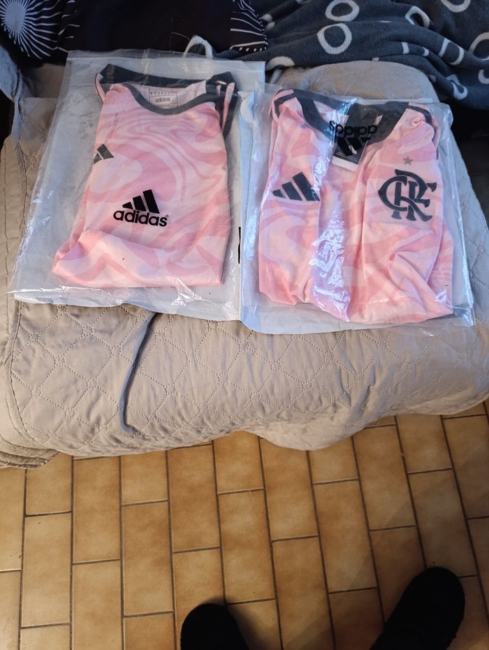 Tee-shirt femme neuf avec étiquettes - photo numéro 3