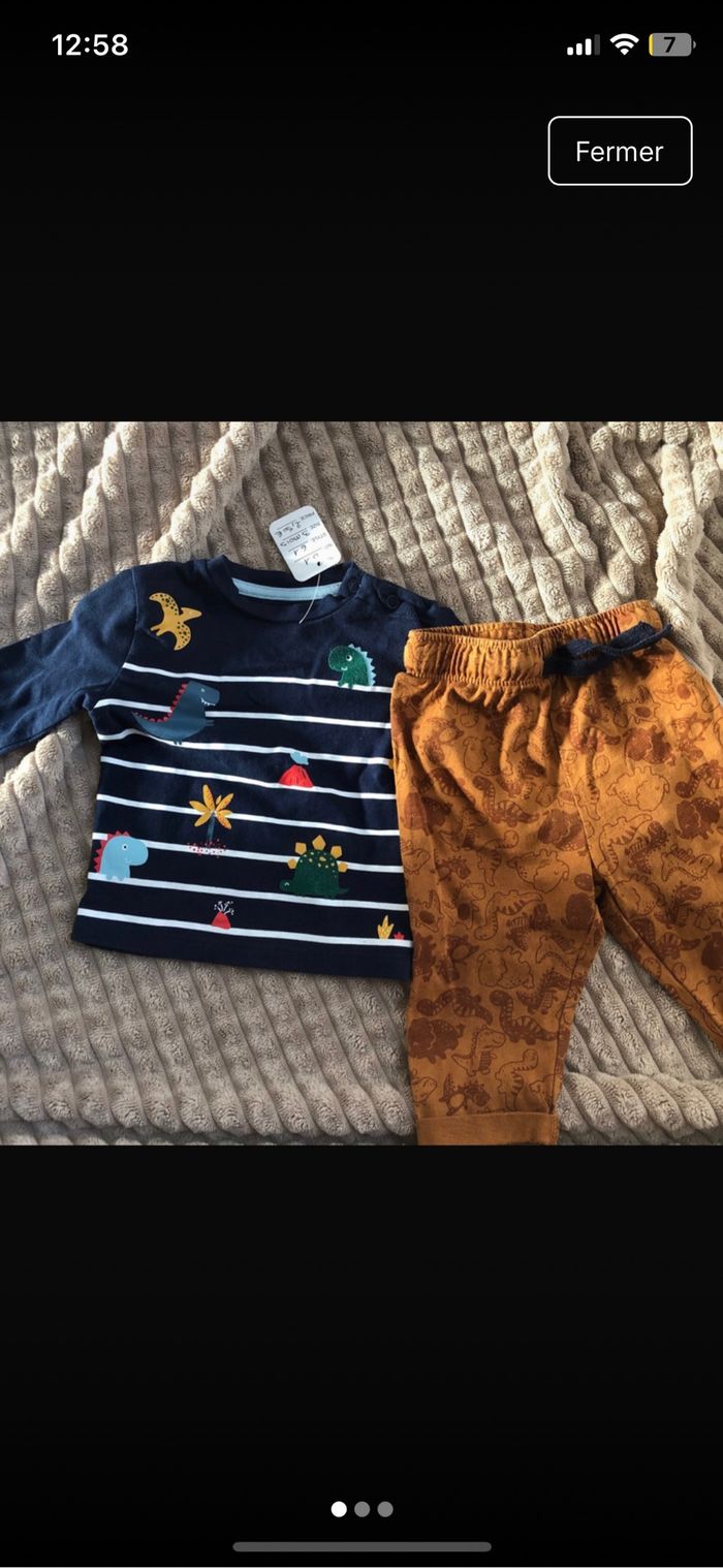 Ensemble dinosaure