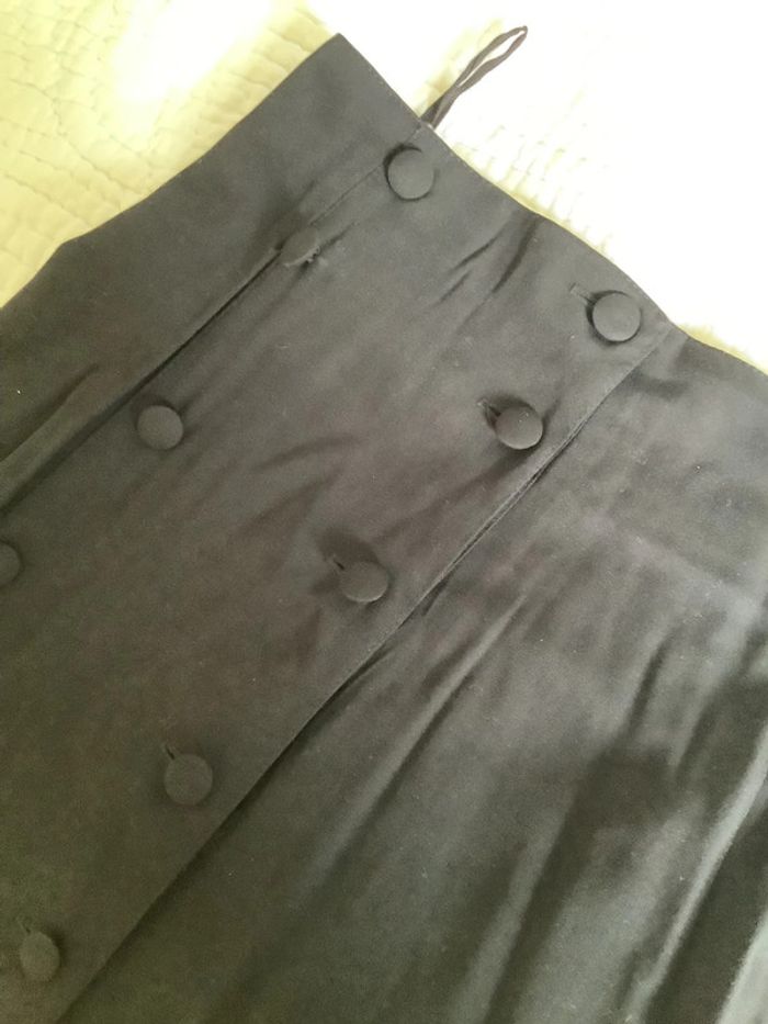 Jupe portefeuille fluide boutonnée effet double boutonnage - photo numéro 4