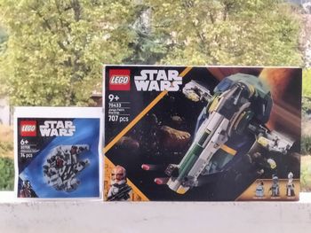 Lego star wars le vaisseau Jango fett et le Millenium Falcon miniature