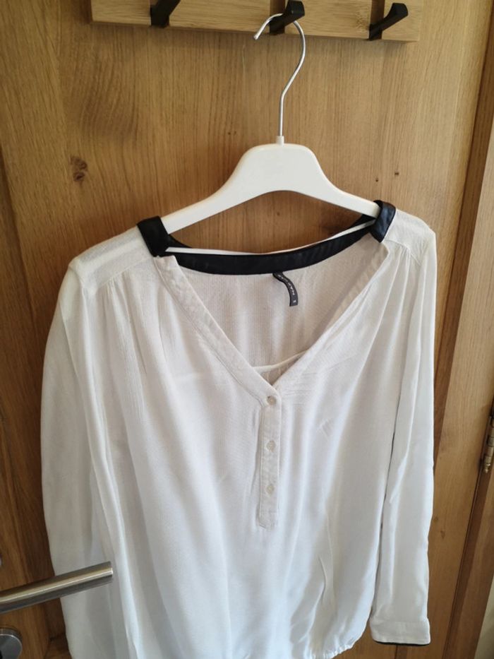 Blouse Naf naf en blanc et col noir 34 - photo numéro 2