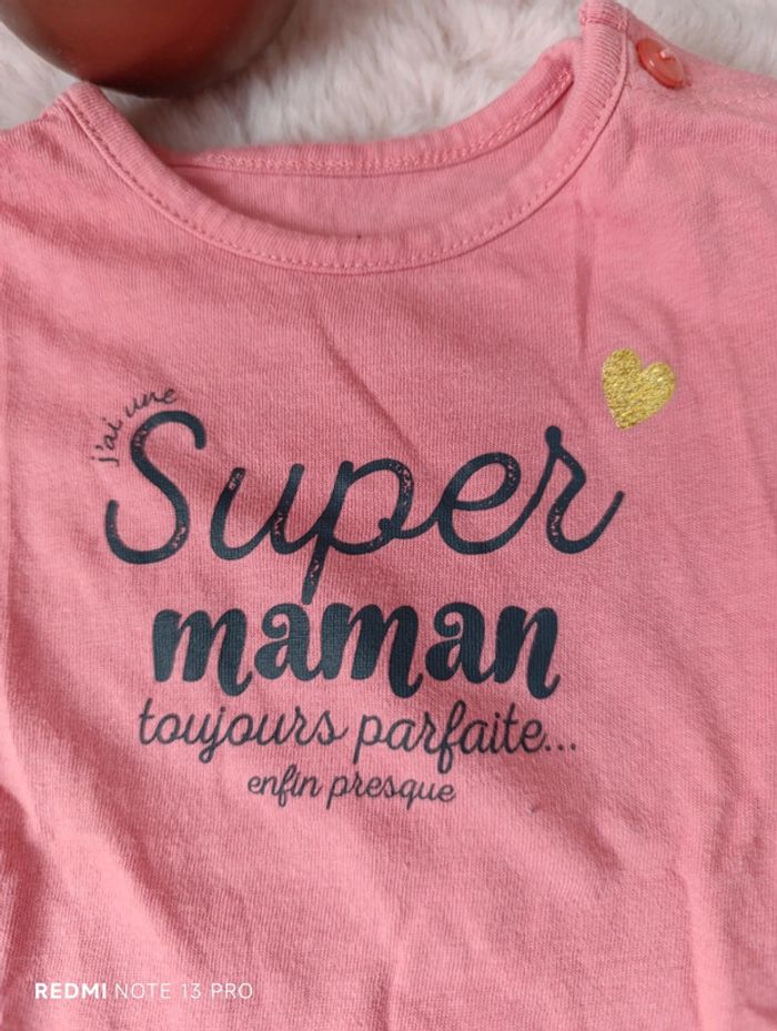 T shirt super maman toujours parfaite Gémo, petite fleure kiabi - photo numéro 3