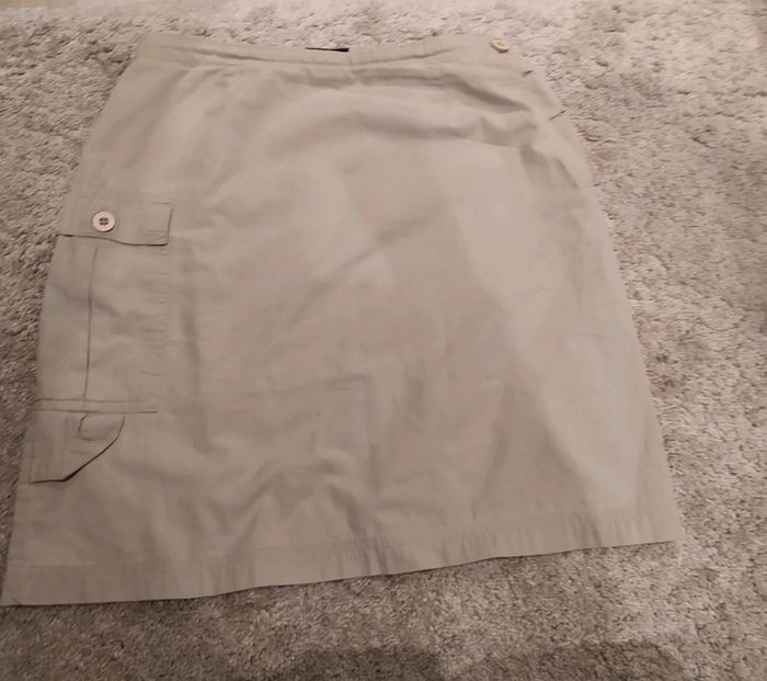 Jupe beige / blanc cassé - photo numéro 3