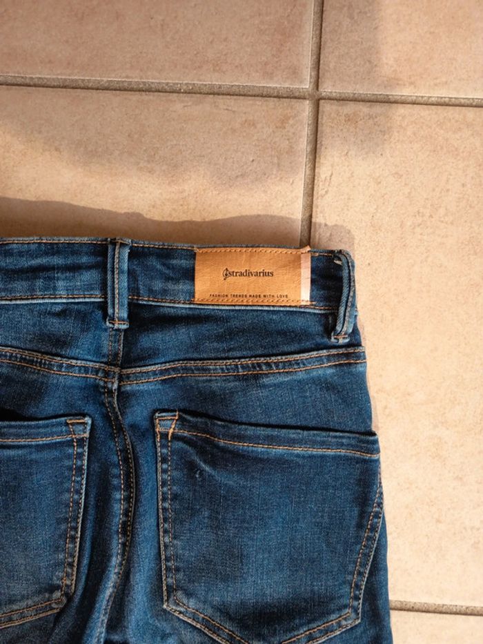 Jeans Stradivarius - photo numéro 4
