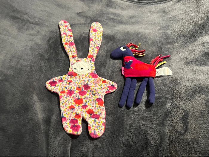 Lot de 2 mini doudou catimini très bon état