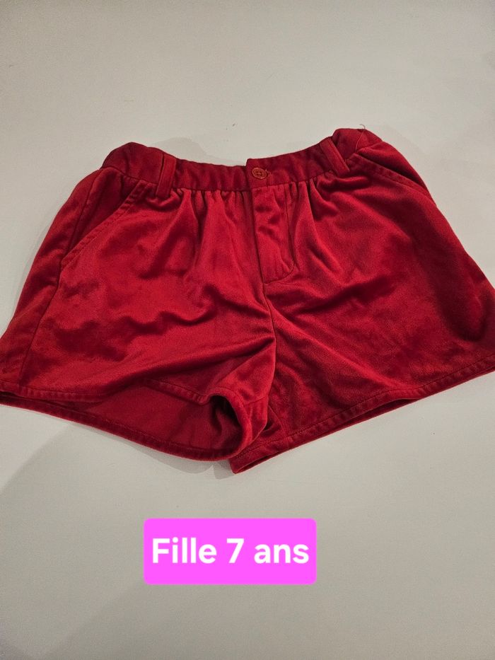 Short 7 ans