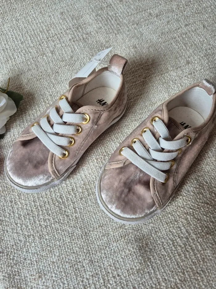 Baskets neuves H&M 24 - photo numéro 2