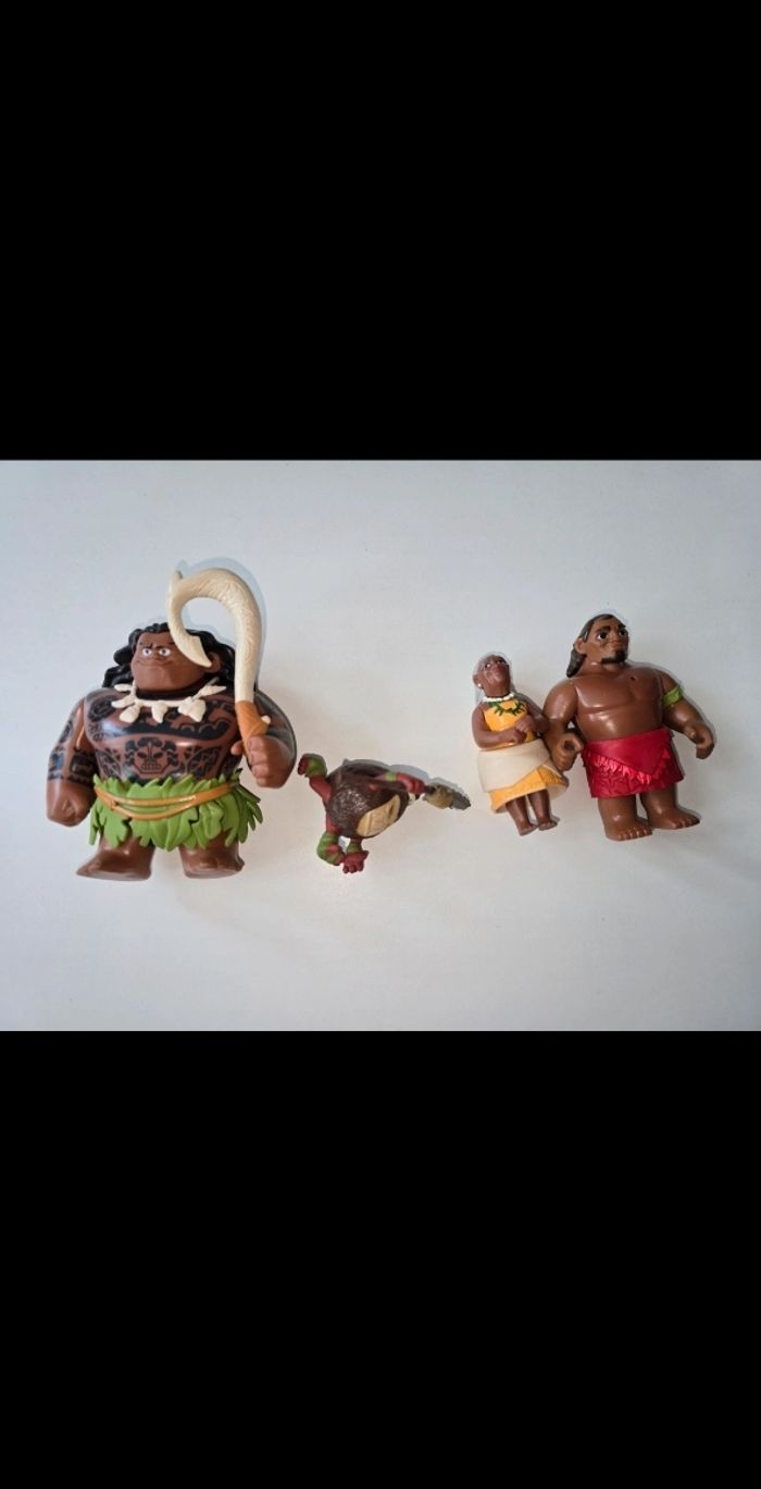 Lot de 4 figurines Vaiana disney Bandai