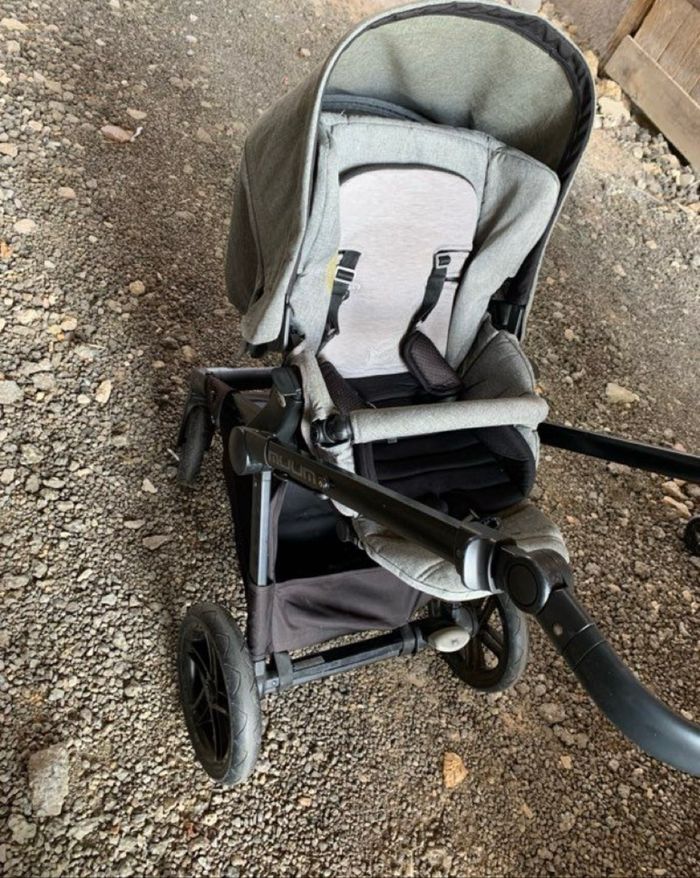Vend poussette