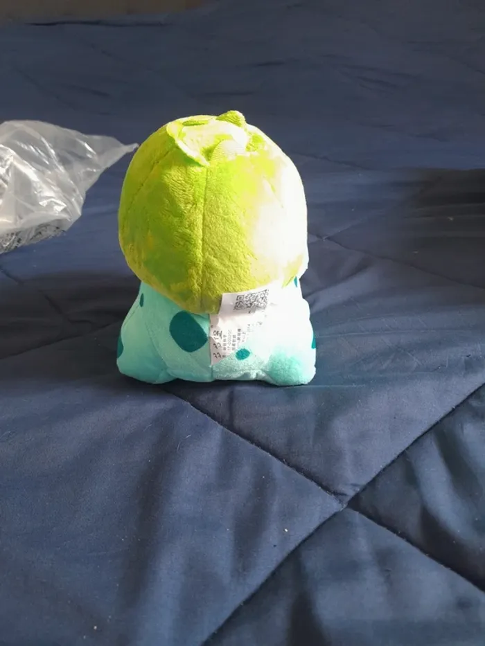 Peluche pokemon bulbasaur - photo numéro 3
