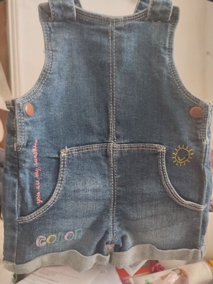 #kytie3moisfille. Salopette short taille 3 mois.