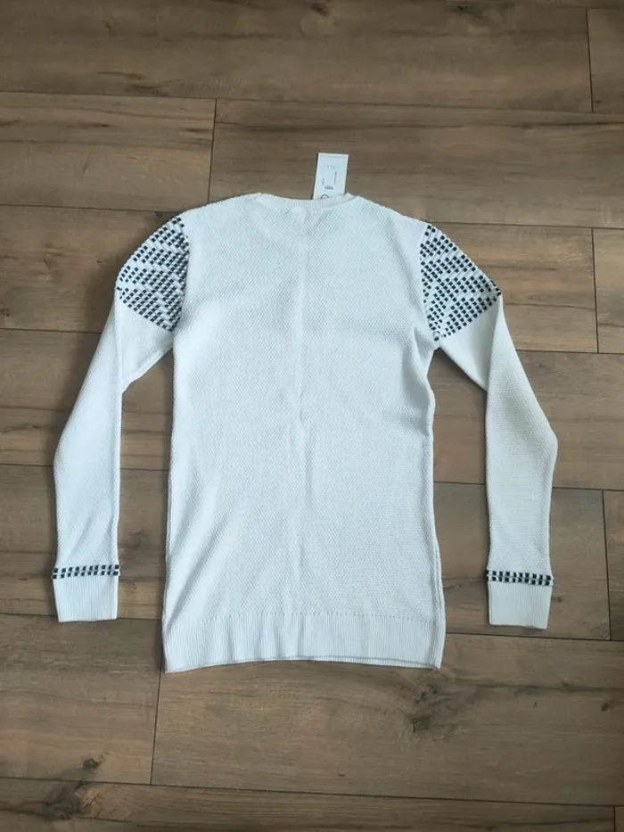 Pull homme blanc et noir taille M Afaroz - photo numéro 6