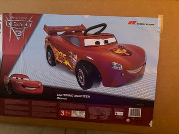 Disney Cars voiture à pédales neuf 