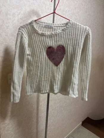 Pull taille 6/7ans marque ZY