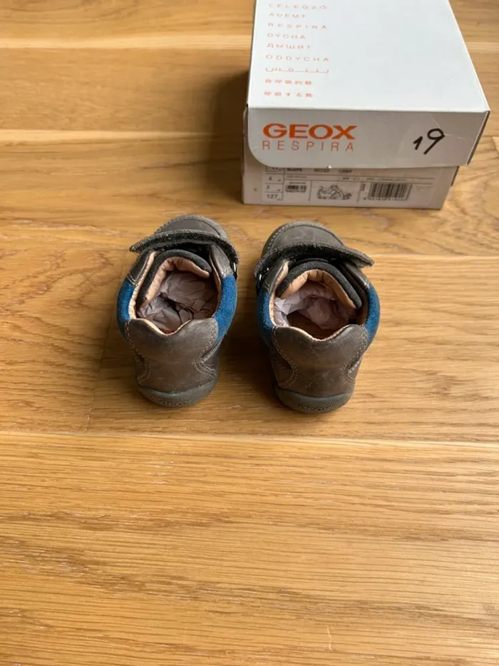 Chaussures GEOX garçon taille 19 cuir - photo numéro 3