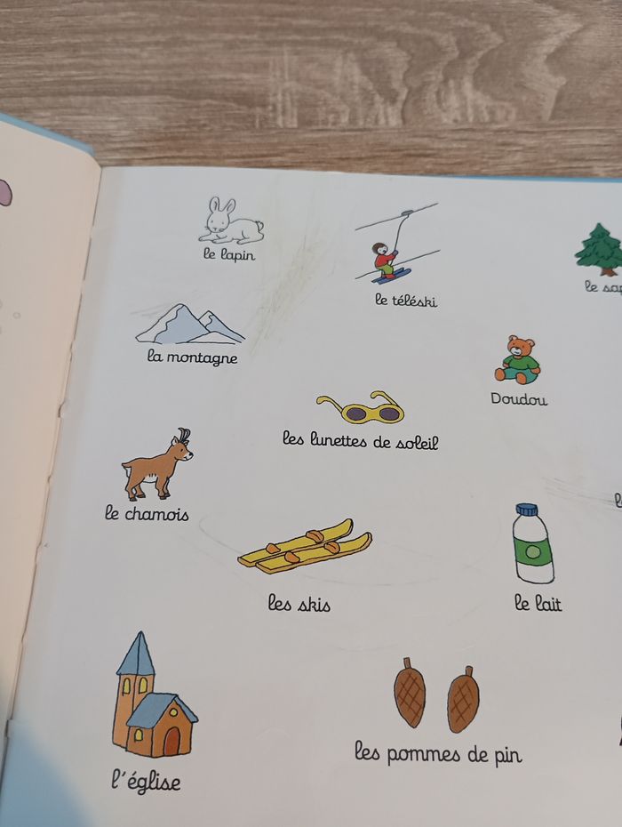 Livre T'choupi a la neige histoires a deux voix - photo numéro 3