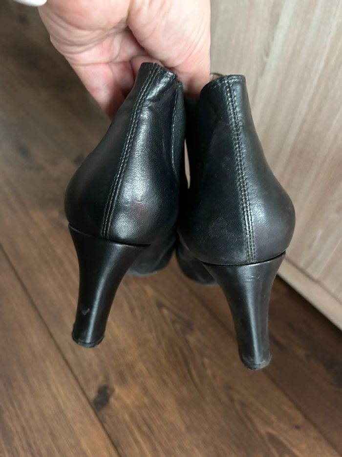 Bottines Unisa P. 38 noir cuir talons - photo numéro 3