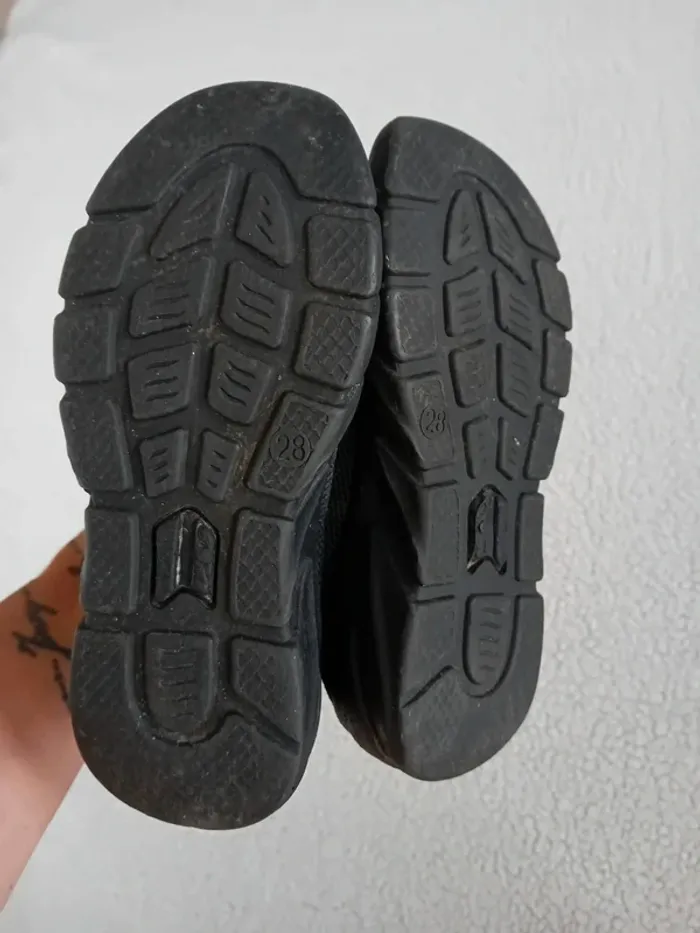 Baskets bottines noires montantes 28 - photo numéro 3