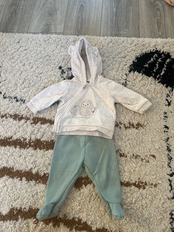 Ensemble veste + pantalon bébé