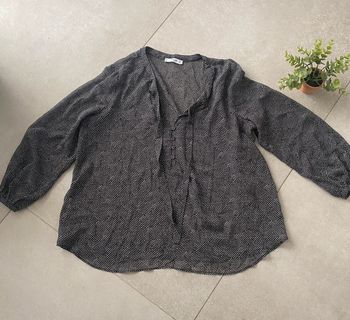 Magnifique chemisier légèrement transparent de chez mango