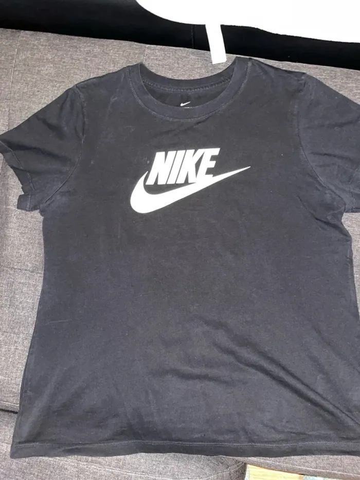T-shirt Nike