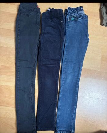 Lot pantalons fille
