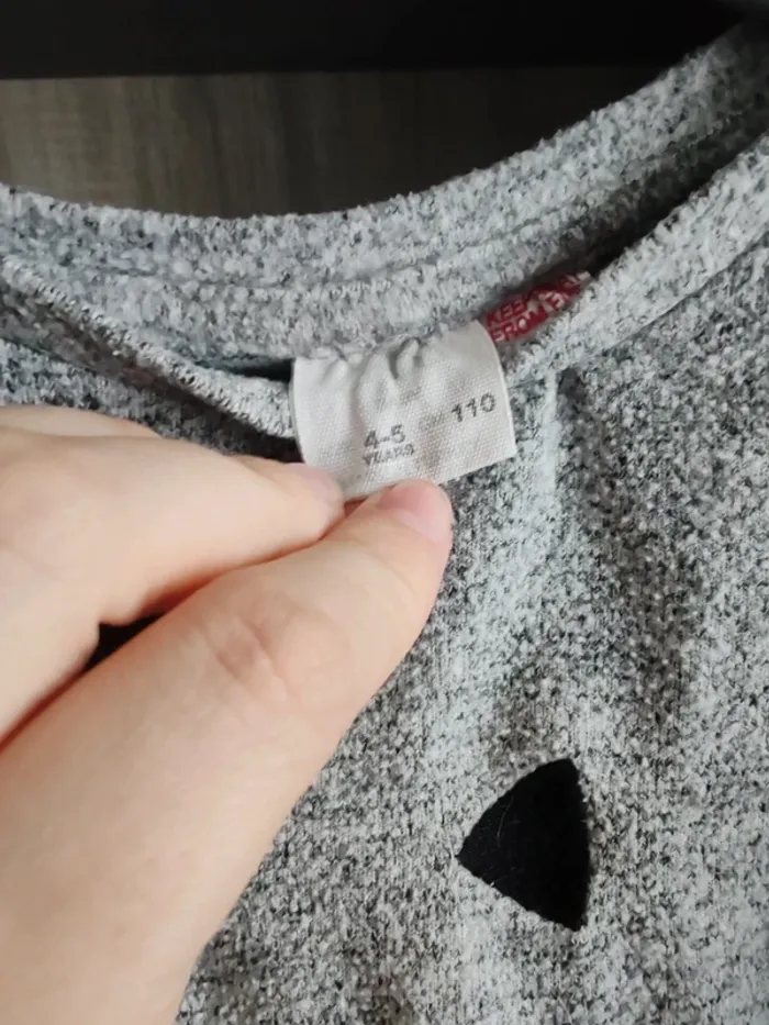 Pull gris - photo numéro 2