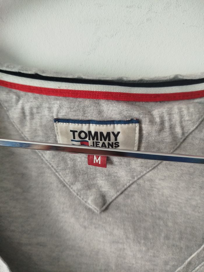 teeshirt Tommy jeans taille M - photo numéro 3