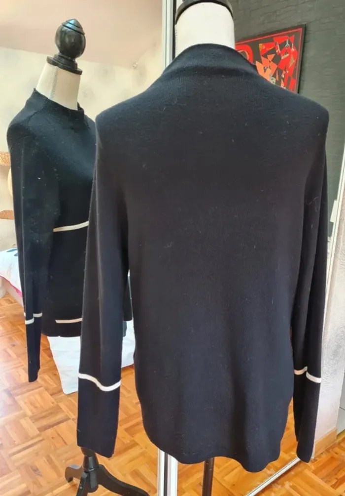 Pull femme C&A TS mais correspond à un M/L - photo numéro 4