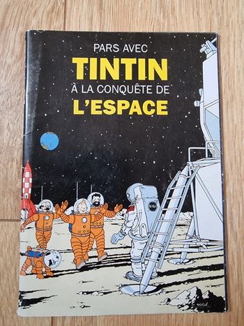 Pars avec Tintin à la conquête de l'espace