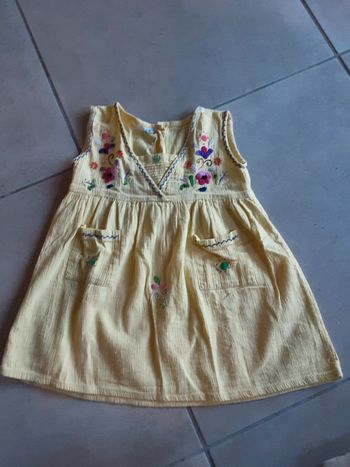 Robe tunique brodé fleurs T. 2 ans