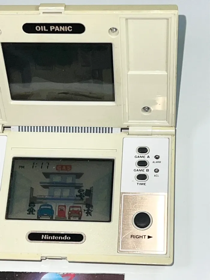 Console Nintendo Game & Watch « Panic Oil » officielle Fonctionnelle Avec Piles - photo numéro 7