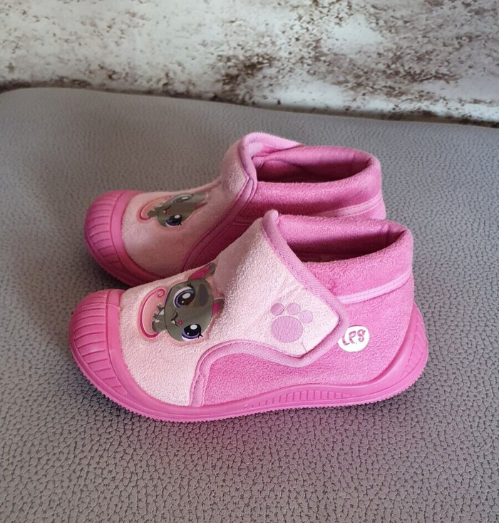 Belle paire de chaussons rose de pointure 29 - photo numéro 3