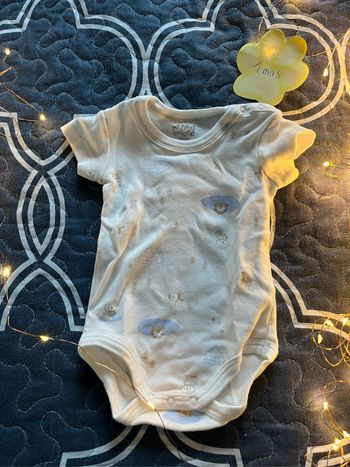 Lot de 6 bodies chicco 1mois pour printemps/été