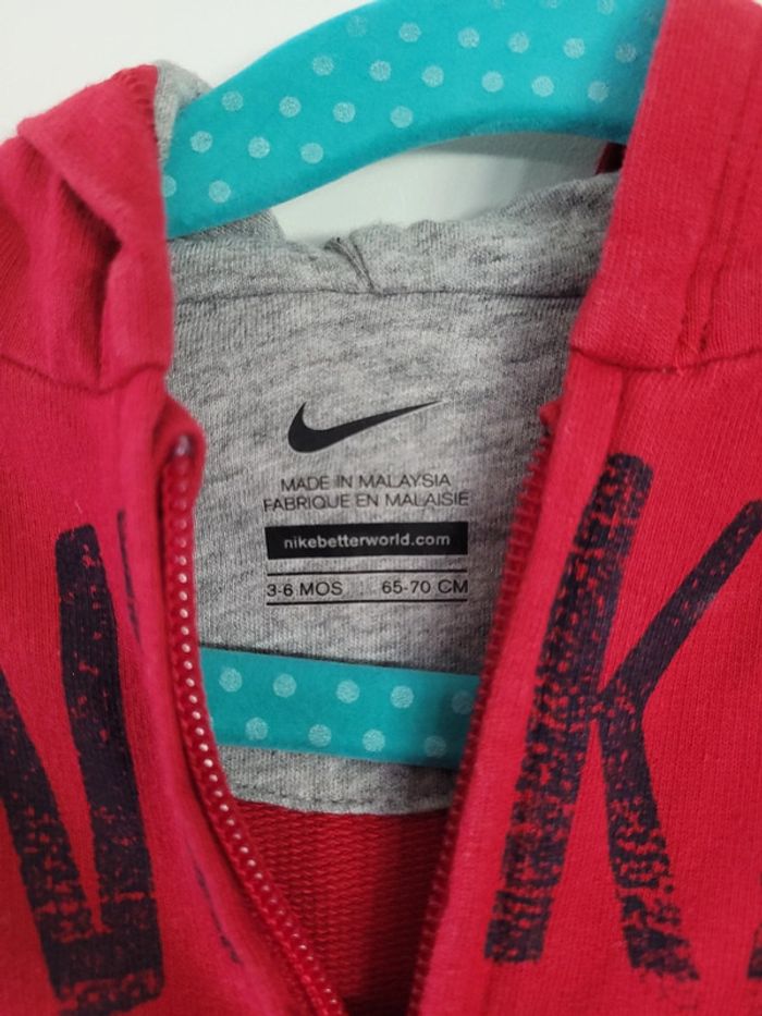 Veste Nike tbe - photo numéro 2