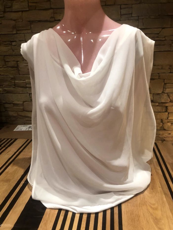 Joli haut blanc taille 4 Armand Thierry - photo numéro 3