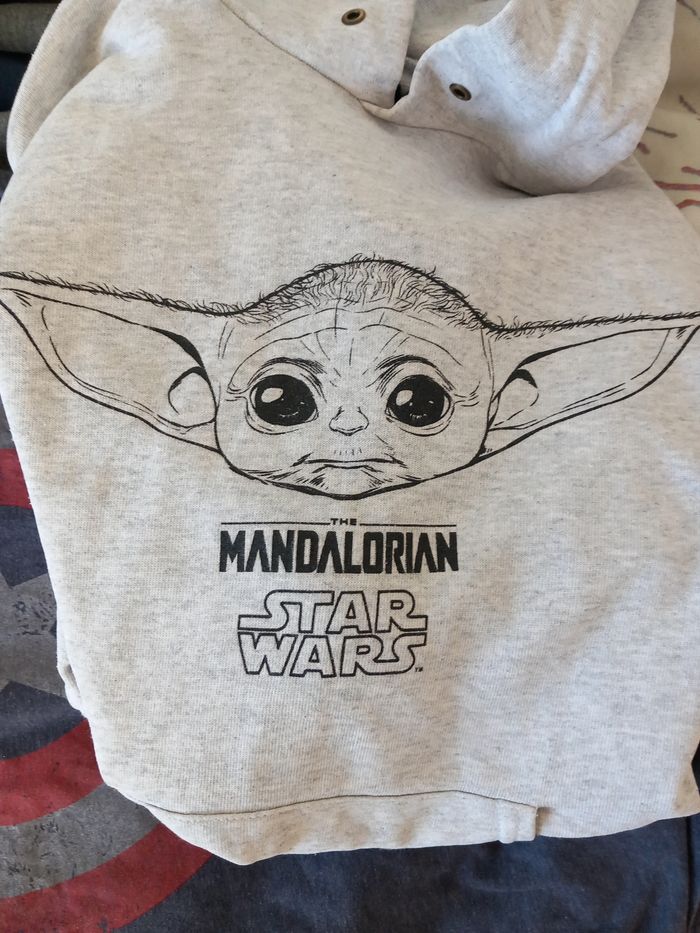 Sweat/pull the mandalorian - photo numéro 3
