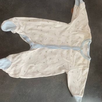 Pyjama+body
