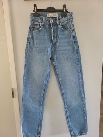 Stradivarius jeans bleu mom slim taille haute taille 32 XXS