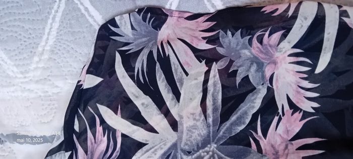 Blouse oversize en voile motif fleurs tropicales noir femme M amisu - photo numéro 14