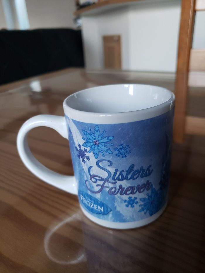 Mug  Disney La Reine des Neiges - photo numéro 2
