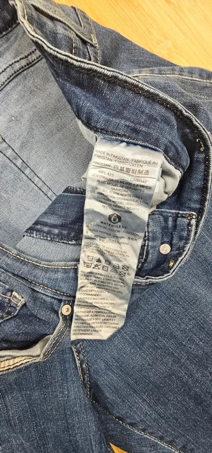 Levi's signature patte d'éléphant +patch bootcut T:44 W34 L32 - photo numéro 8