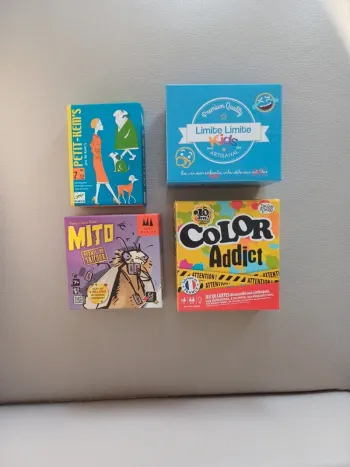 Lot Limite Limite/ Color Addict/ Mito/ Petit Kem's état neuf et complets 7 ans+