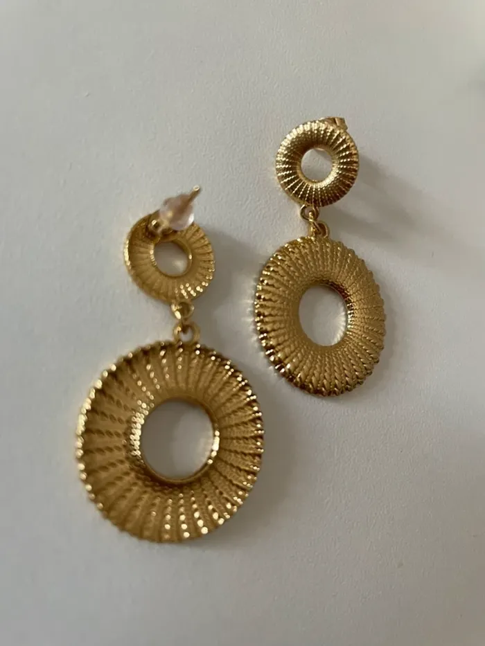 Boucle d’oreille en acier inoxydable Du groupe Maxmara intrend sans logo sans étiquette - photo numéro 5