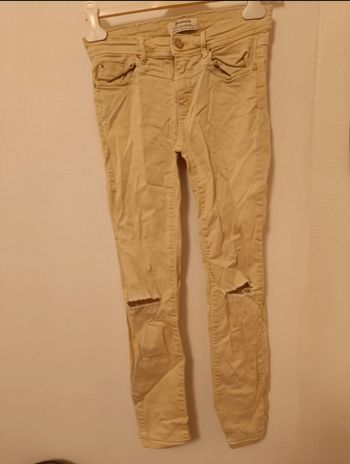 Pantalon Beige Coupe Droite Stradivarius – Taille 36