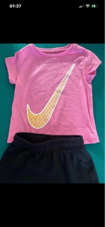 Ensemble Nike pour fille 2 ans 