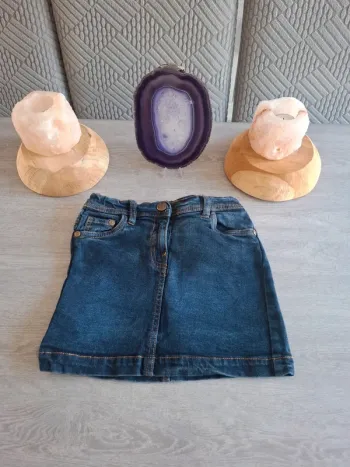 Jupe en jean taille 8 ans - Très bon état