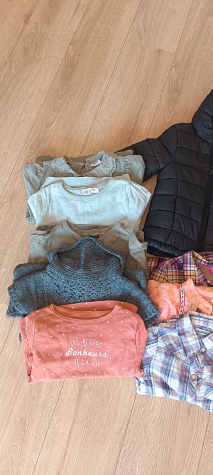 Lot vêtements 4ans - photo numéro 4