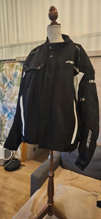Veste de moto en tissu Ixon Shiroki HP noir / blanc